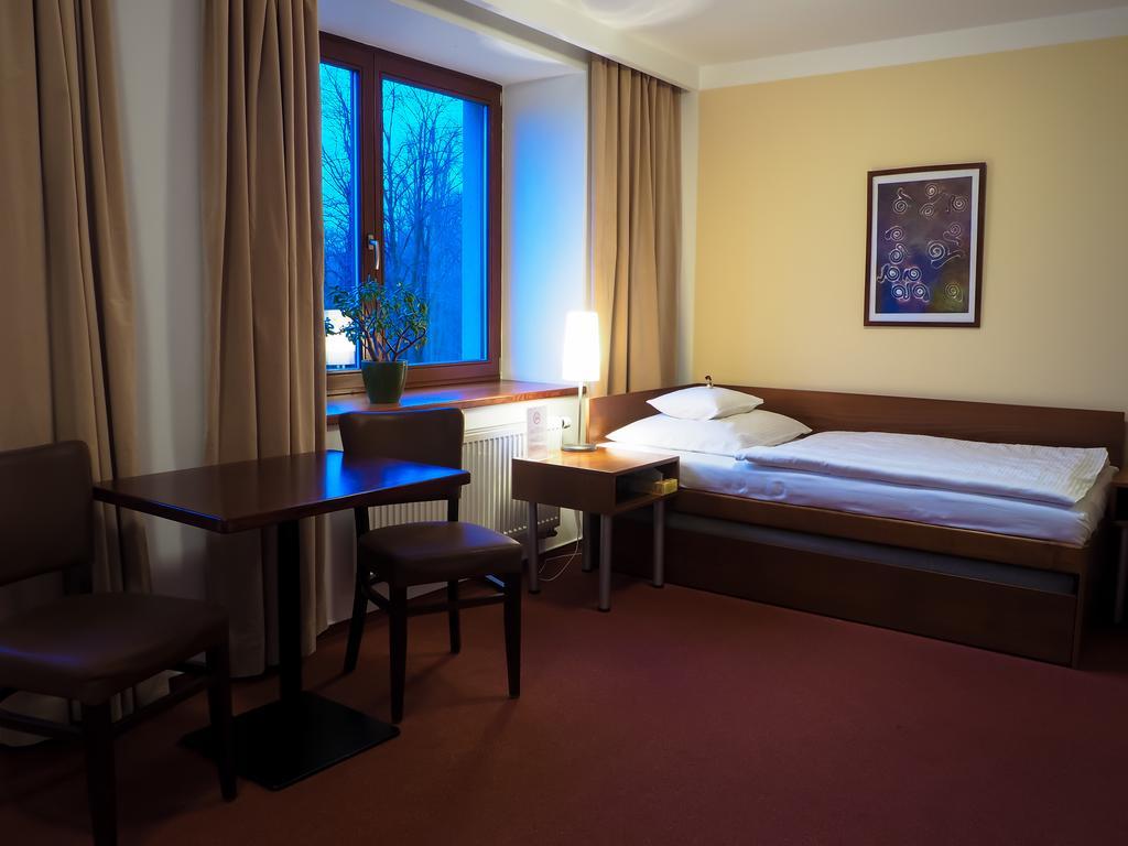 Hotel Cvilin Karniów Zewnętrze zdjęcie